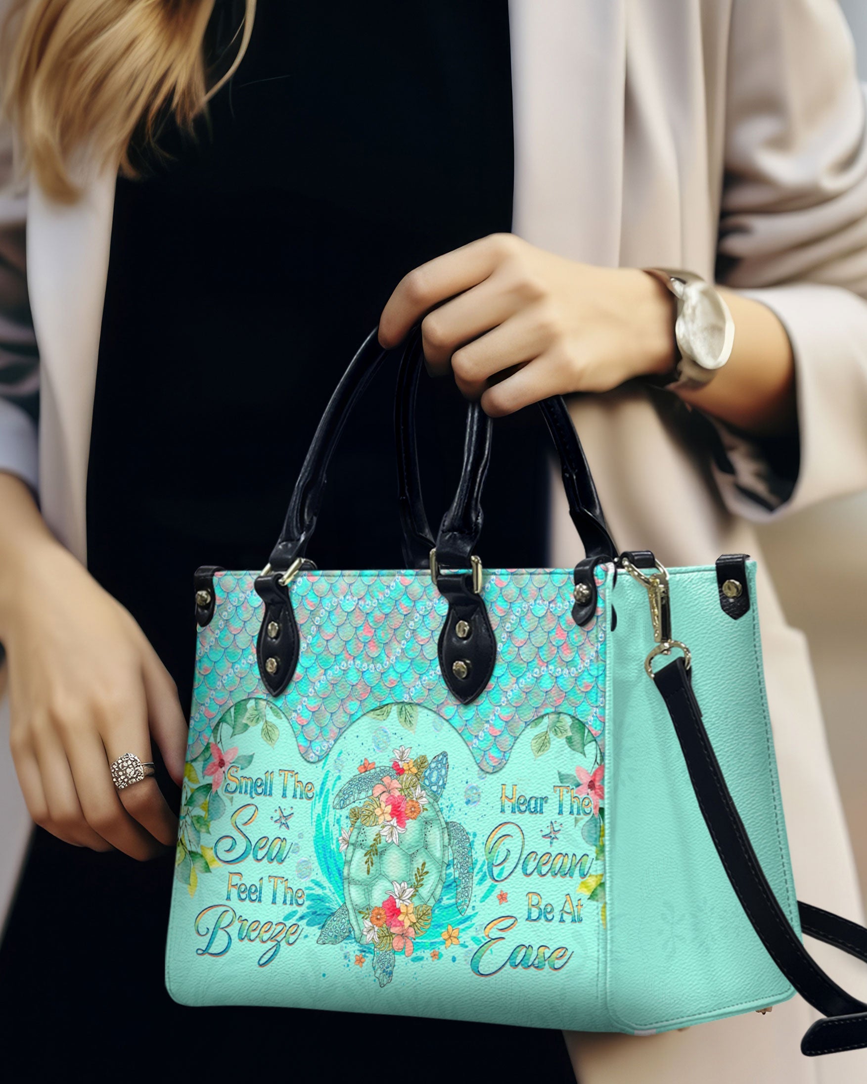 Bigcrowns SMELL THE SEA FEEL THE BREEZE TURTLE LEATHER HANDBAG T2703243