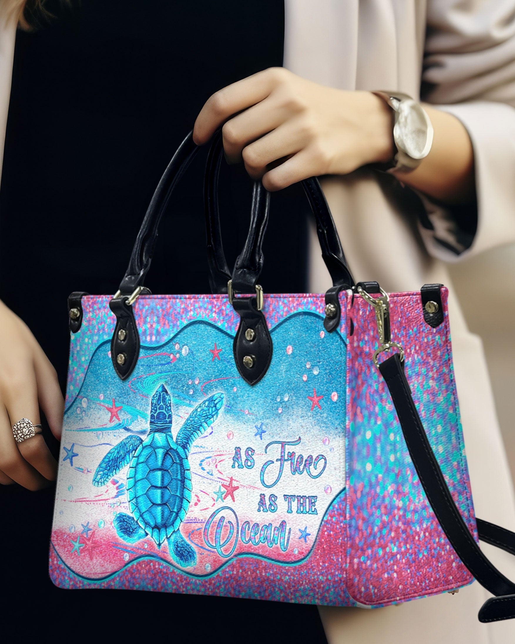 Bigcrowns AS FREE AS THE OCEAN TURTLE LEATHER HANDBAG N2803244