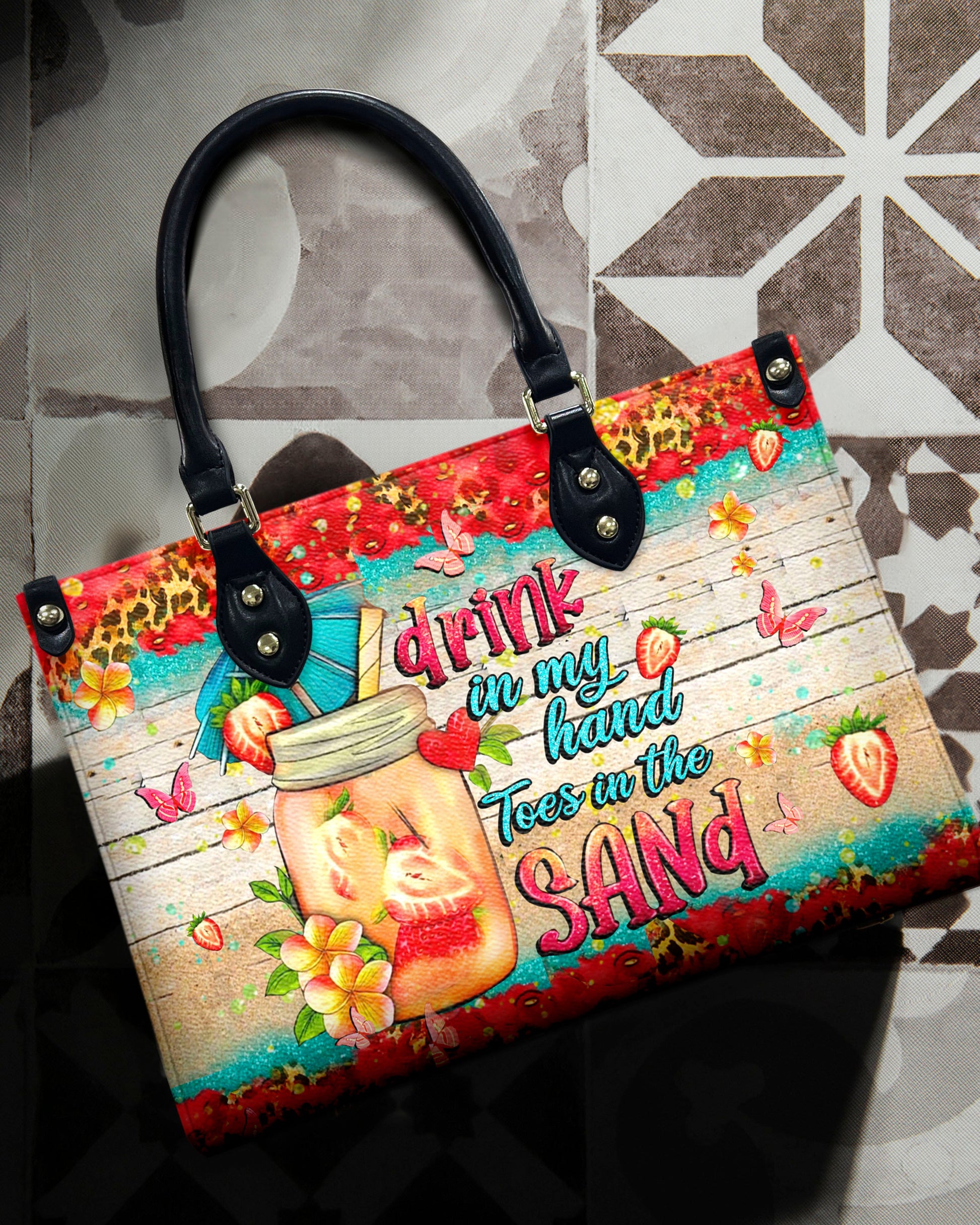 Bigcrowns DRINK IN MY HAND TOES IN THE SAND LEATHER HANDBAG N2506244