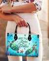Bigcrowns THIS GIRL LOVES TURTLES LEATHER HANDBAG G0506244