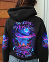 MAKING MEMORIES ONE CAMPFIRE AT A TIME BEACH ALL OVER PRINT - TLNZ1603243