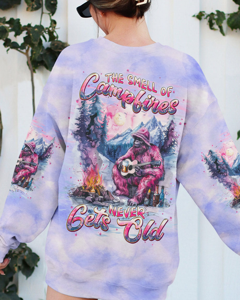 THE SMELL OF CAMPFIRES BIGFOOT ALL OVER PRINT  - TLPQ3110241