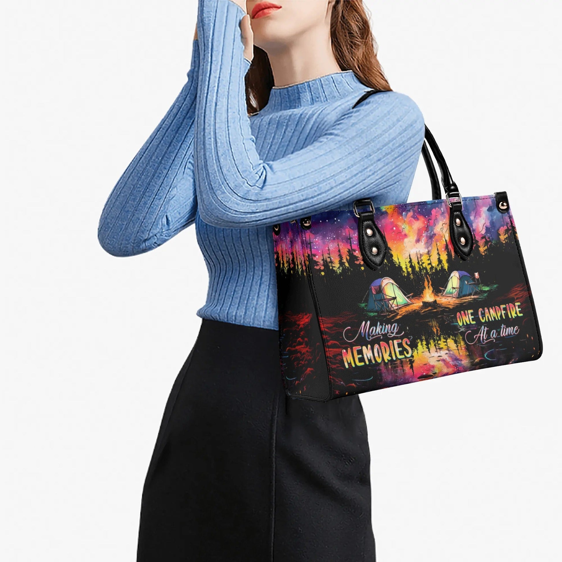 Bigcrowns MAKING MEMORIES ONE CAMPFIRE AT A TIME LEATHER HANDBAG W2705243