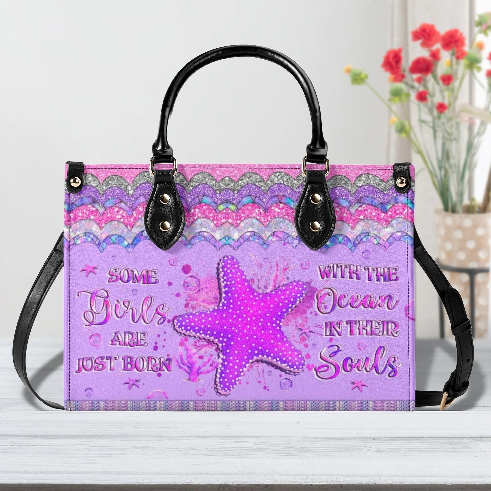 Bigcrowns SOME GIRLS ARE JUST BORN STARFISH LEATHER HANDBAG T2106244
