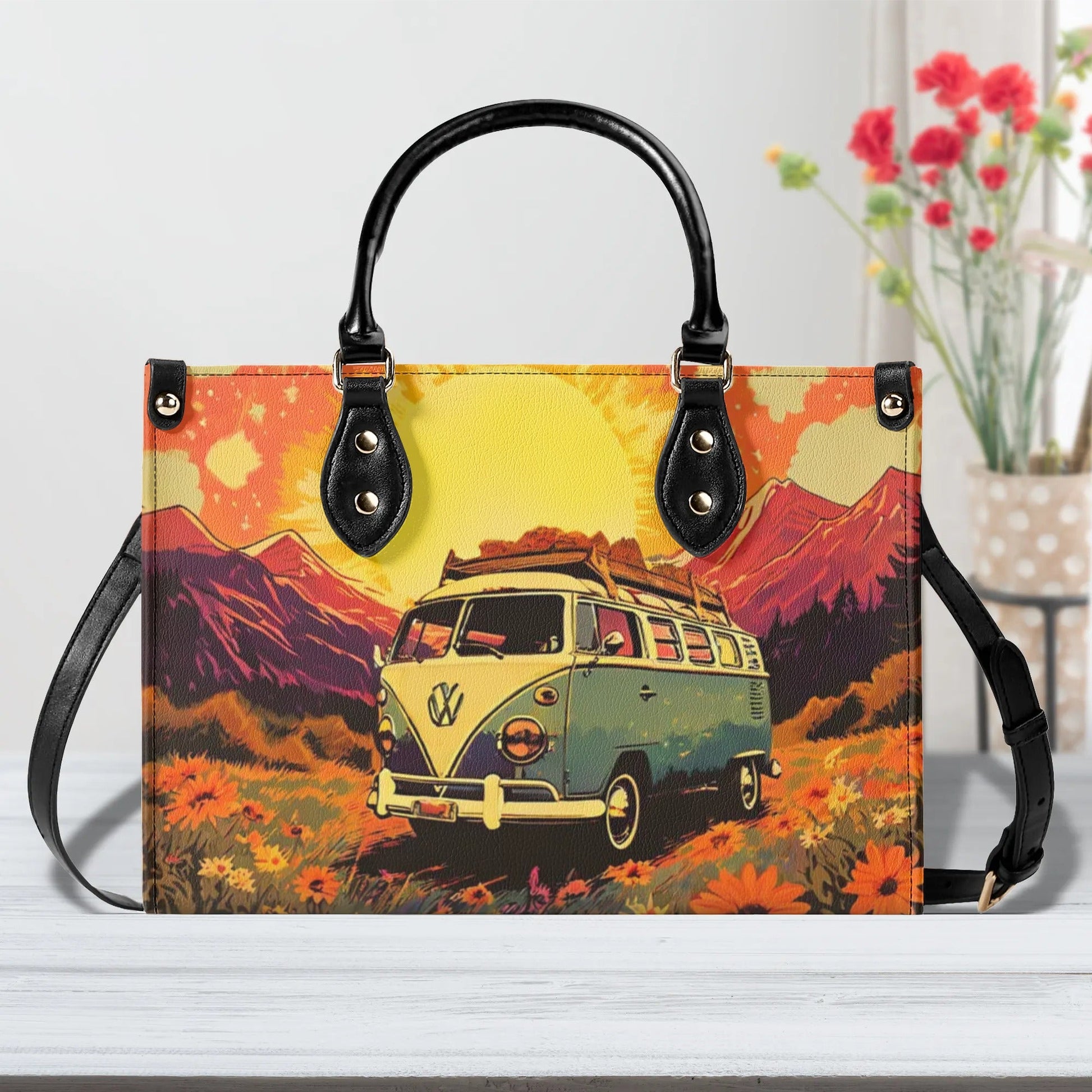 Bigcrowns CAMPING SCENE LEATHER HANDBAG N1208244