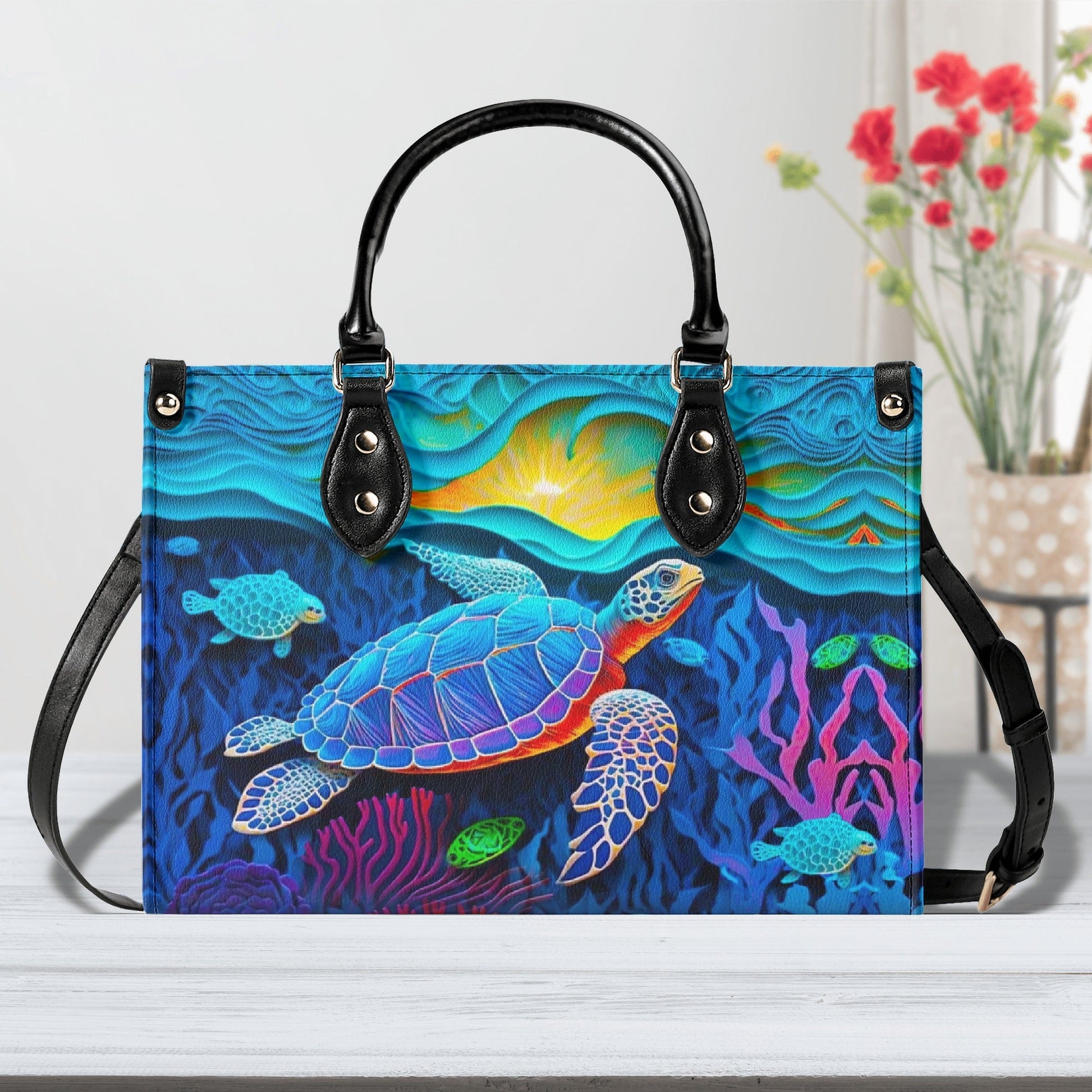 Bigcrowns BLUE TURTLE BEACH LEATHER HANDBAG T0303253