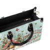Bigcrowns MAKING MEMORIES ONE CAMPFIRE CHRISTMAS LEATHER HANDBAG N2510244