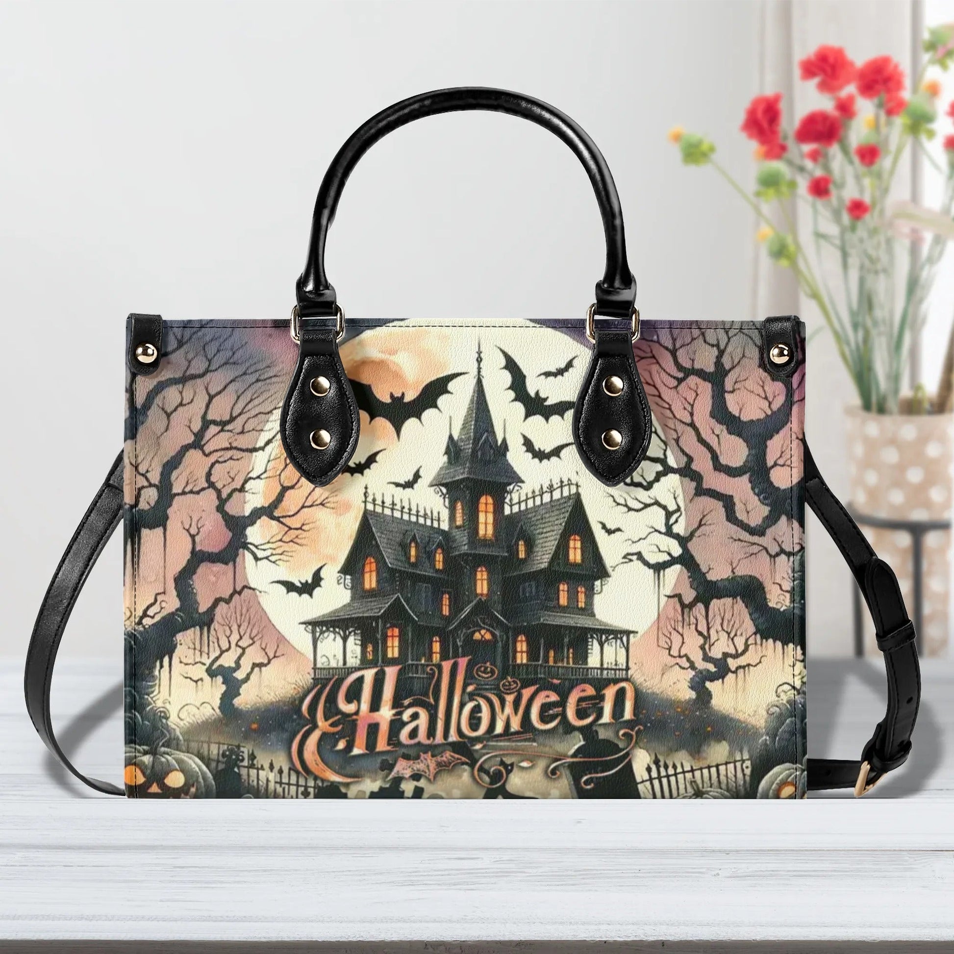 Bigcrowns HALLOWEEN CASTLE LEATHER HANDBAG T1309242