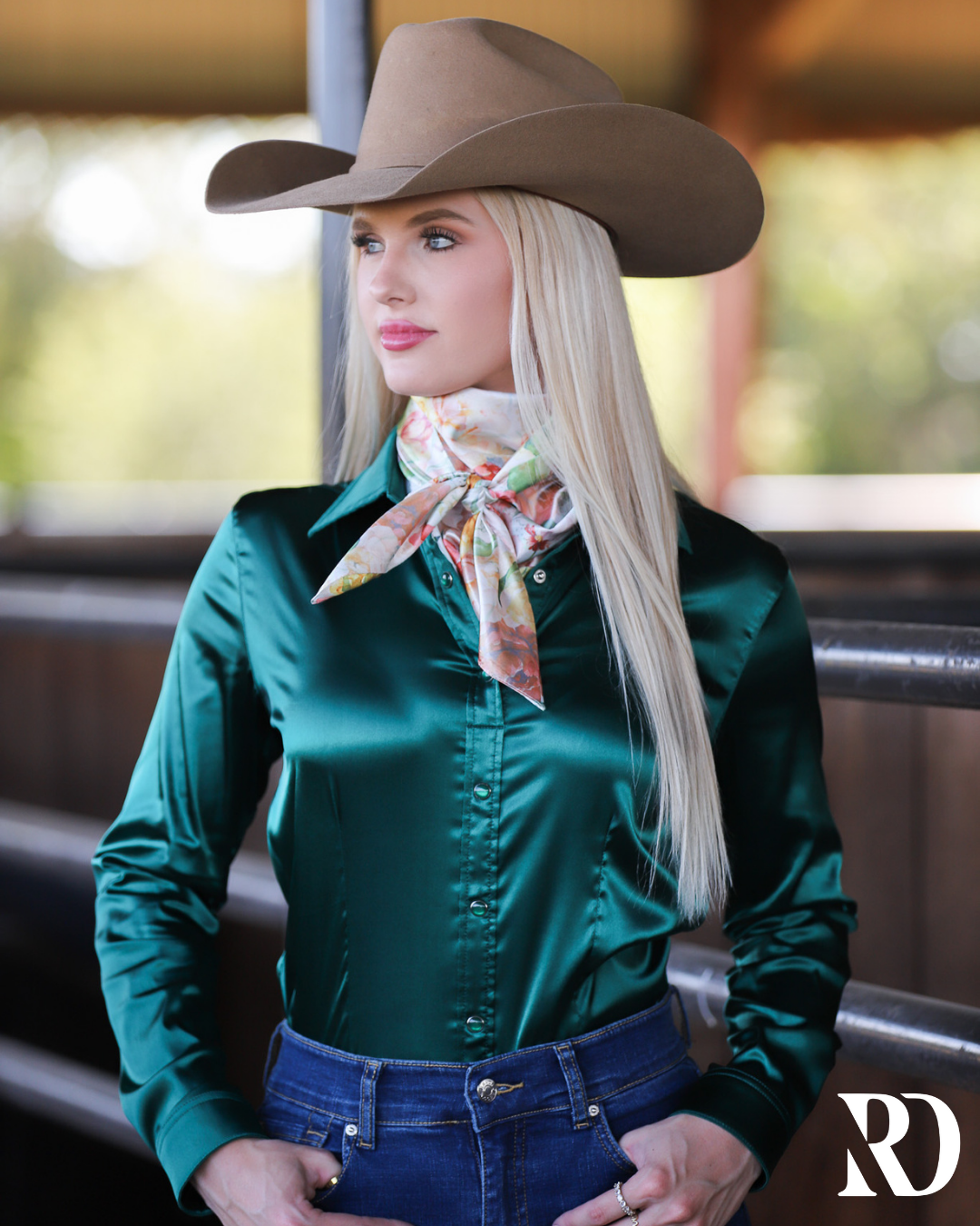 EMERALD SATIN PERFORMANCE RODEO SHIRT