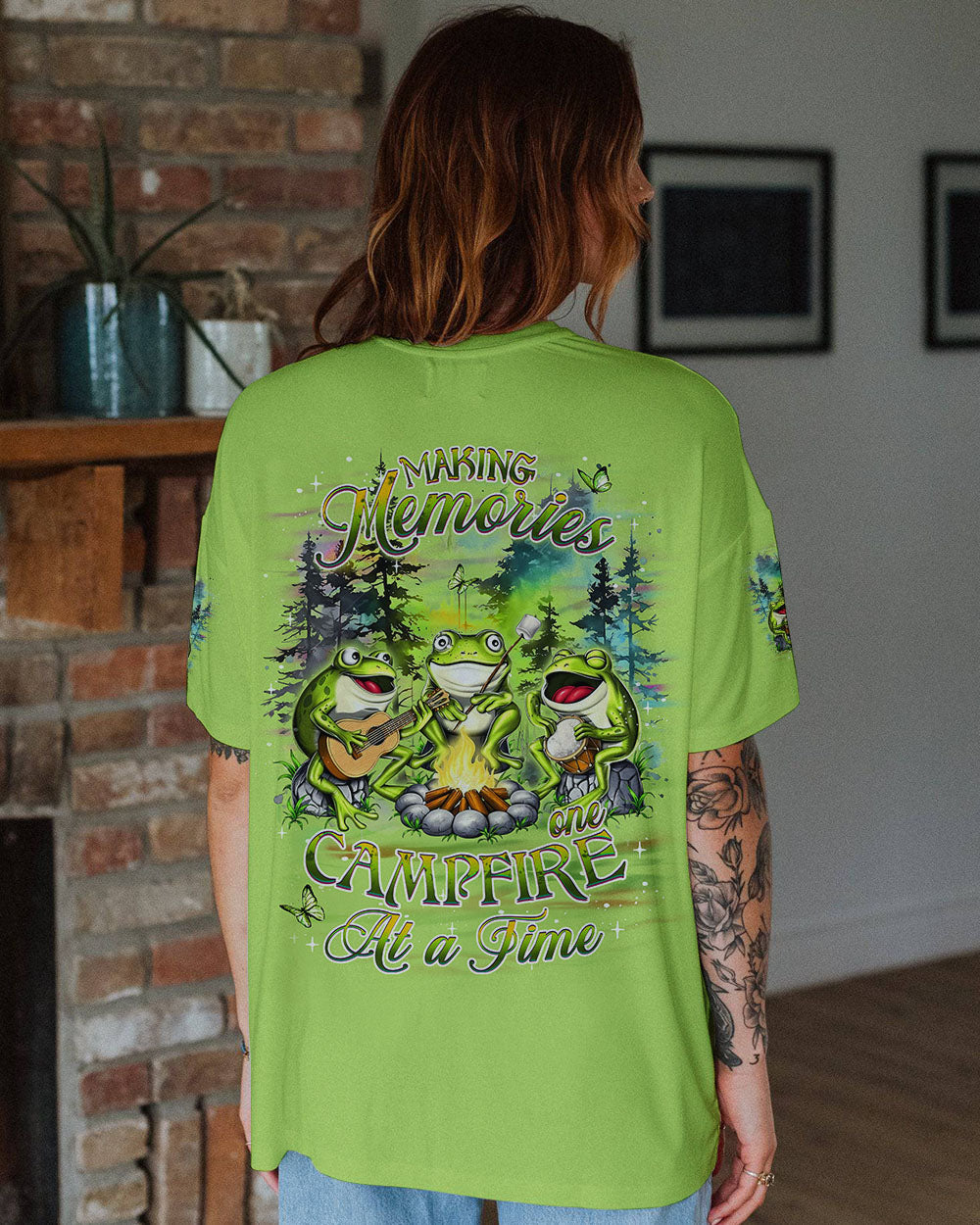 MAKING MEMORIES ONE CAMPFIRE AT A TIME FROG ALL OVER PRINT - YHDU2612241