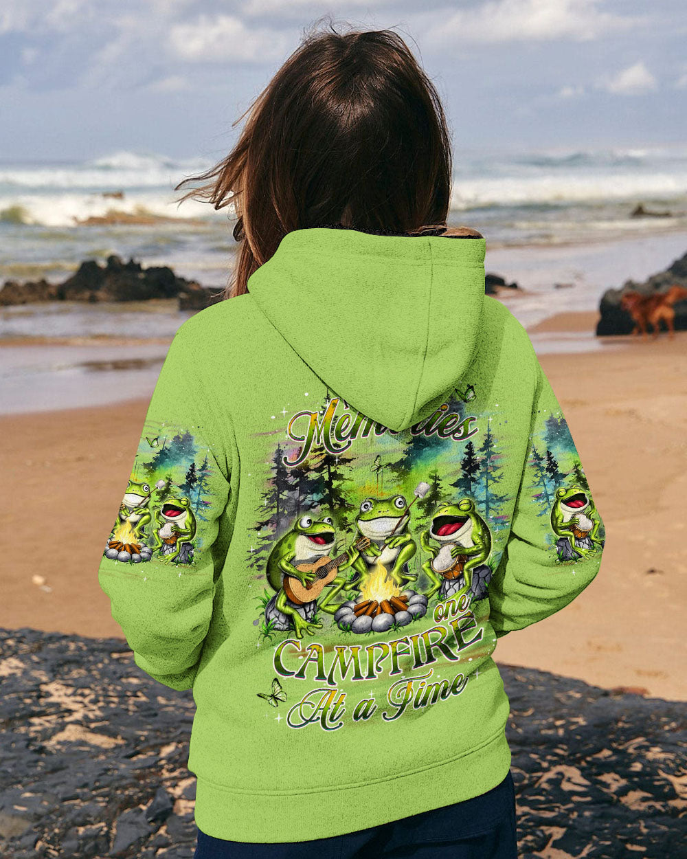MAKING MEMORIES ONE CAMPFIRE AT A TIME FROG ALL OVER PRINT - YHDU2612241