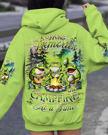 MAKING MEMORIES ONE CAMPFIRE AT A TIME FROG ALL OVER PRINT - YHDU2612241