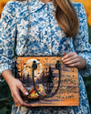 Bigcrowns MAKING MEMORIES ONE CAMPFIRE HALLOWEEN LEATHER HANDBAG YHDU1209243