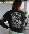 JUST A WOMAN WHO LOVES SKULL AND HAS TATTOOS ALL OVER PRINT - YHDU2802253