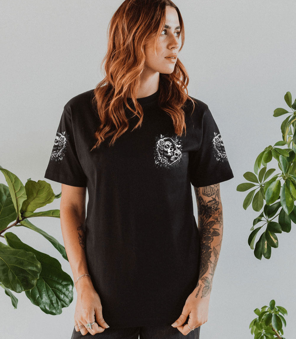 JUST A WOMAN WHO LOVES SKULL AND HAS TATTOOS ALL OVER PRINT - YHDU2802253